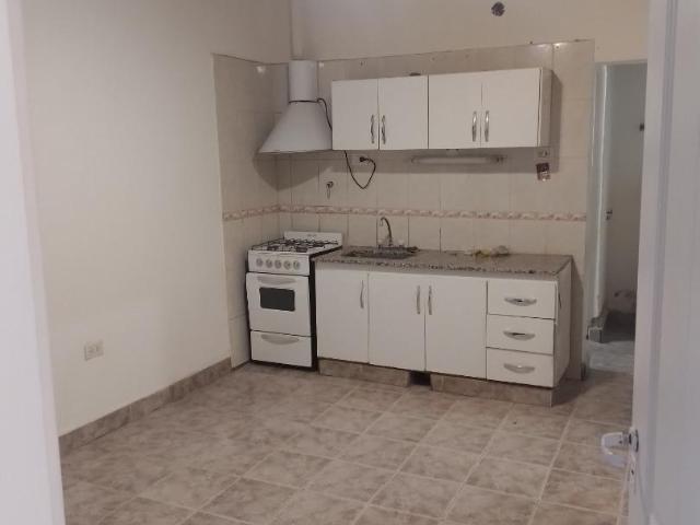 Alquilo departamento 2 dormitorios en Rincón de los Sauces