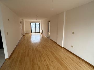 Alquilo departamento de 2 dormitorios en parana 656 a metros del parque sarmiento en Nueva Cordoba
