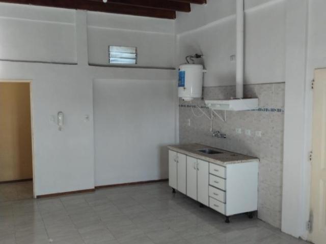 Alquilo Departamento En Zona Centrica De Villa Krause, 2 Habitaciones A Metsde Boulevar Y A Una Cuadra De Calle Mendoza