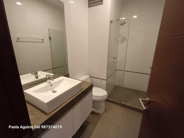 Alquilo departamento en zona exclusiva de surco 412 m2