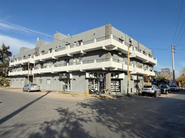 Alquilo Departamentos De 1 Dormitorio En Rivadavia