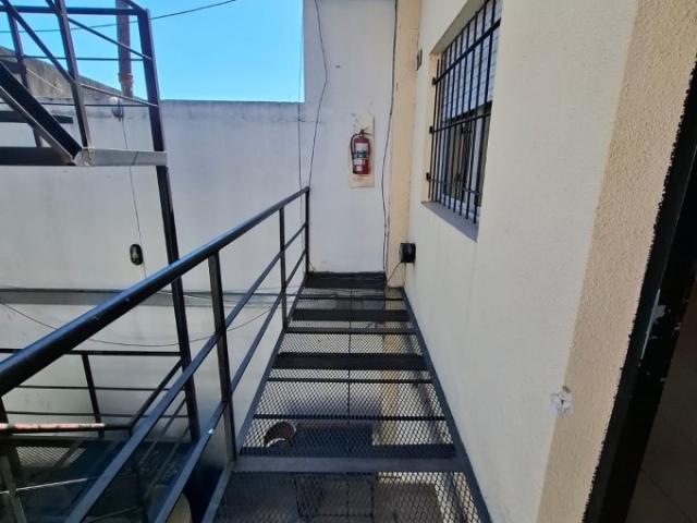ALQUILO DEPTO ZONA CLINICA UOM