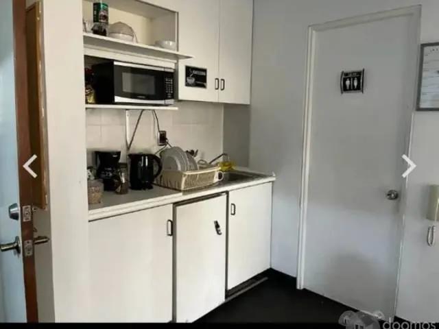 ALQUILO EXCELENTE OFICINA CON COCHERA EN SAN ISIDRO CERCA AV. JAVIER PRADO ESTE Y CENTRO COMERCIAL CAMINO REAL