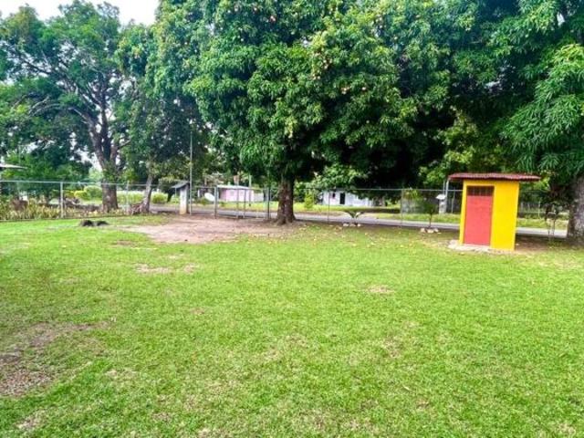 Alquilo finca en Las Guías