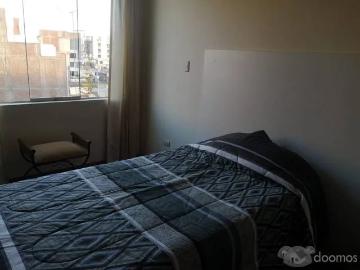 ALQUILO hermoso departamento amoblado a dos cuadras de la AV. ejército
