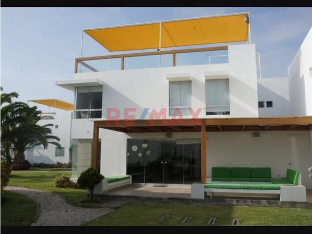Alquilo Hermosa Casa A 20 Metros De La Playa
