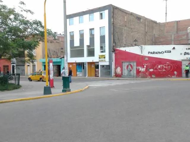 Alquilo Local Comercial 2do Piso Edificio en Centro de Trujillo