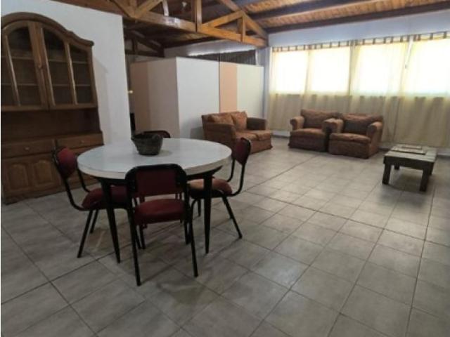Alquilo Loft Sobre Calle Santa Fe Centrico