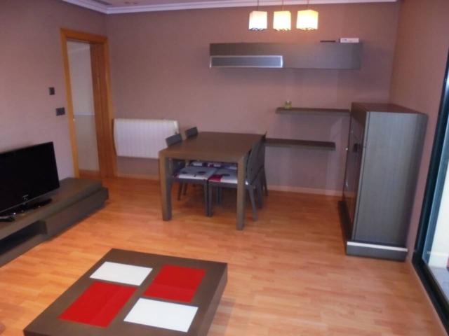 Alquilo precioso piso junto Universidad UMH con garaje, piscina, muy bonito excelentes vistas