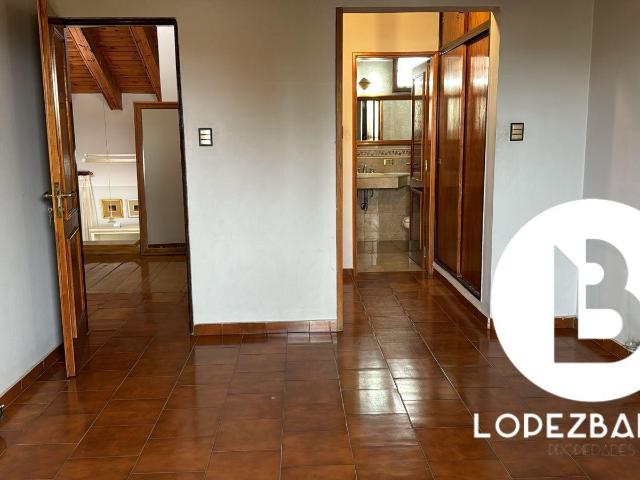 ALQUILO/VENDO casa 3 dormitorios Cerro de las Rosas Cordoba