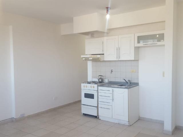 ALQ $400.000 Monoambiente en Edif. IBIZA V San Miguel