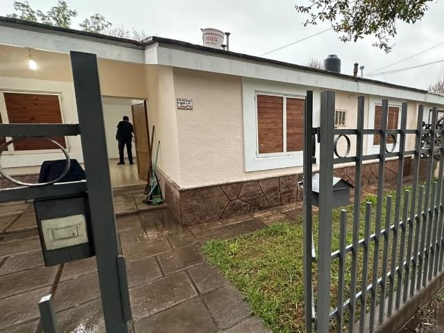 Alq. Casa c/3 dorm.B° Brigadier San Martín