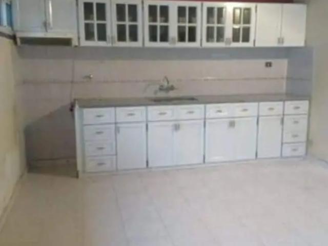 Alq. Duplex c/1 dorm,cochera y patio. B° Los Gigantes