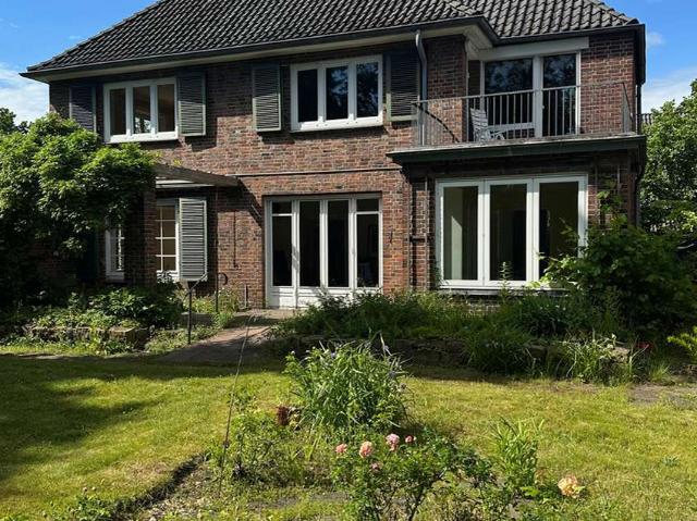 Alsterdorfer Gartenstadt, Rotklinker Kaffeemühle zu verkaufen!