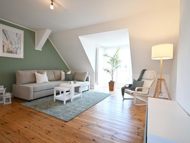 ALSTERKRUG + Stilvoll möbliertes 2 Zimmer Apartment
