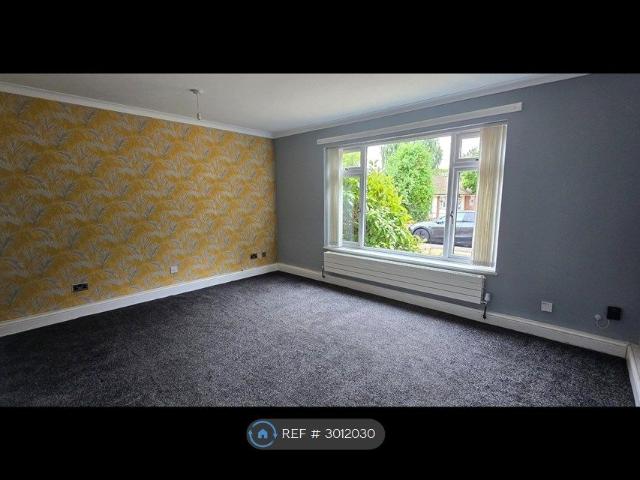 Alston Close, Solihull B91, 2 bed flat to rent, £1,050 pcm | PrimeLocation