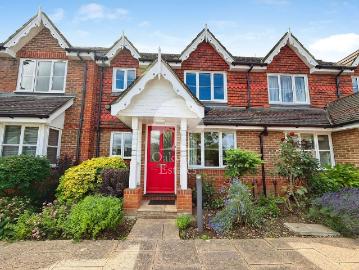 Alston Gardens, Maidenhead SL6, 1 bed maisonette to rent, £1,200 pcm | PrimeLocation