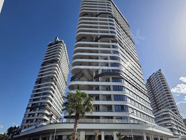 Alsancak,Evora İzmir'de,Site İçi,Bağımsız Bahçeli,2+1 Daire