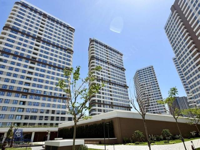 Alsancak Evora'da Peyzaj Ve Deniz Manzaralı 3+1 Kiralık Daire