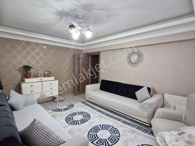 Alsancak Mah Full Yapılı Satılık Asansörlü 3+1 Ara Kat Daire