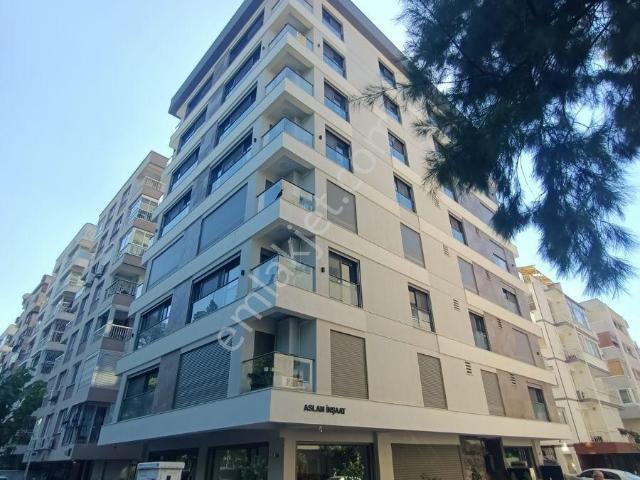 Alsancak Namık Kemal Lisesi Bitişiği Sıfır Lüks 2+1 Daire