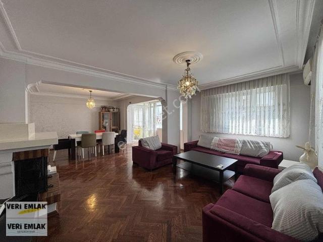 Alsancak Otoparklı Talatpaşa Bulvarı Yakını 2.kat 3+1 Kiralık