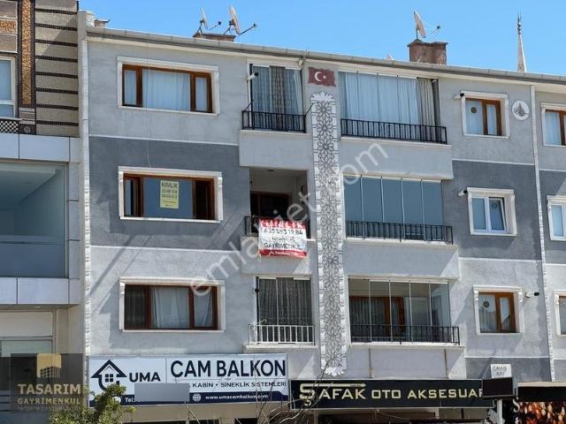 Alsancak'ta Her İhtiyaca Yakın Cadde Üzeri Mükemmel Konum 3+1