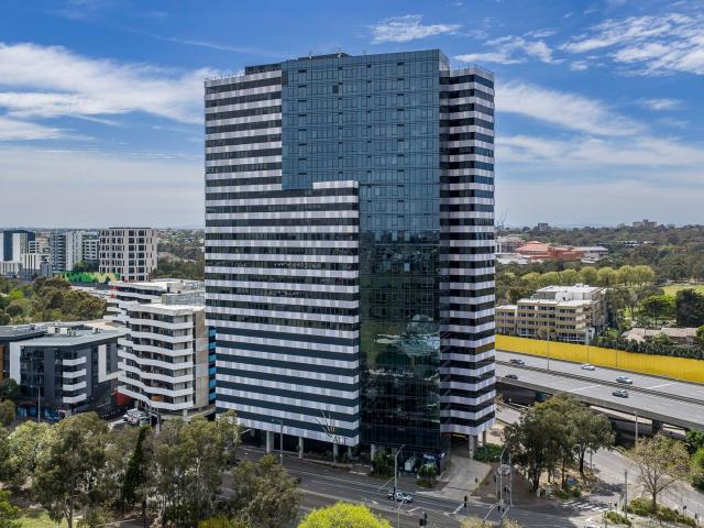 alt apartment available on level 8