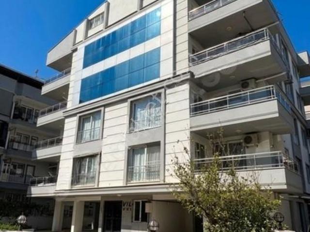 Alt Efelerde, Teraslı,geniş Ve Ferah 4+1 Lüks Dubleks Daire