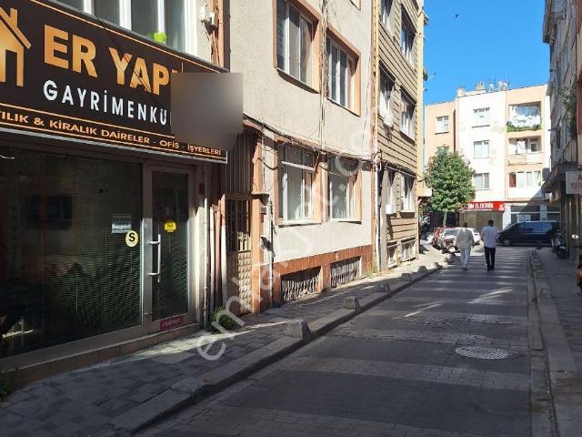 Altıeylül Mahallesi Çarşı Da 2artı1 Kiralık