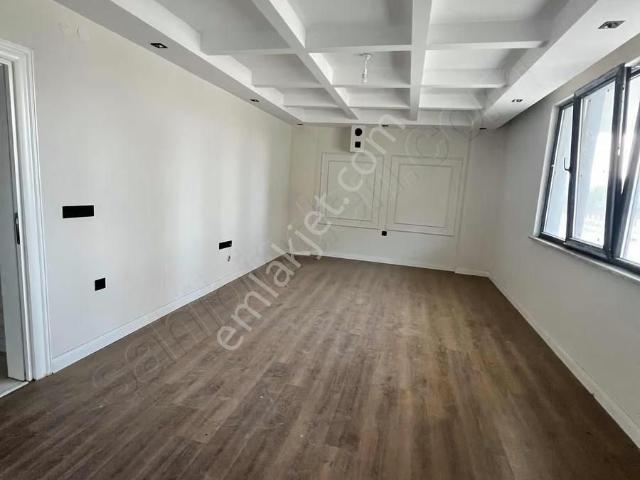 Altıkat Emlaktan Masrafsız Ultra Lüx 3+1 İskanlı Sıfır Daireler