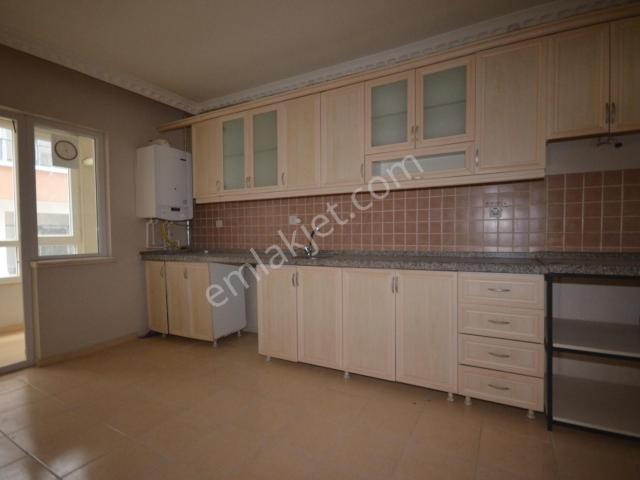 Altınşah Emlak'tan Fatih De 1.kat 120m² 3+1
