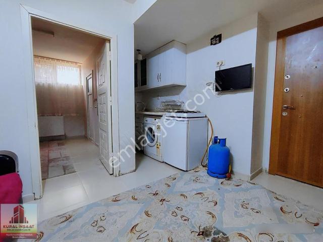 Altınşehir Mahallesi'nde Kiralık Eşyalı 1+1 Daire
