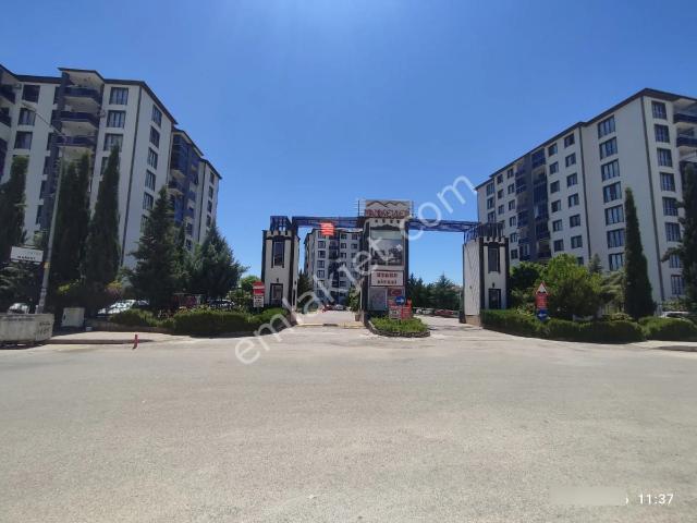 Altınşehir Mahallesi'nde Site İçerisi 4,5+1 Kiralık Daire