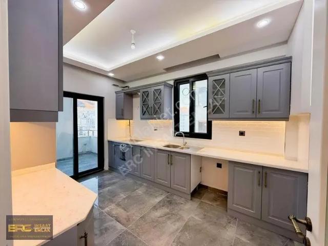 Altınşehir Meslek Lisesi Civarı Satılık Ultra Lüks 2+1 Daire