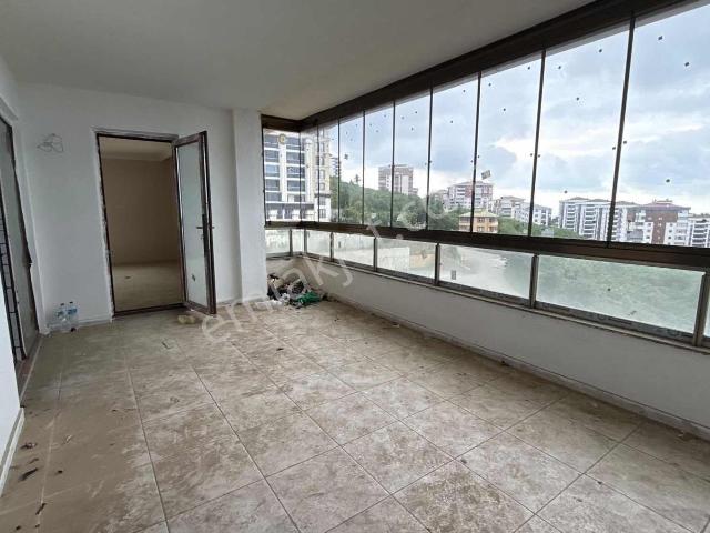 Altın Emlak Trabzon Pelitlide Satılık 3+1 Deniz Manzaralı Daire