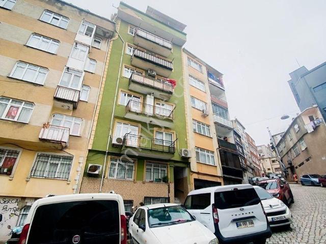Altın Emlak Vatan Dan Acilll Satılık Ayvansaray