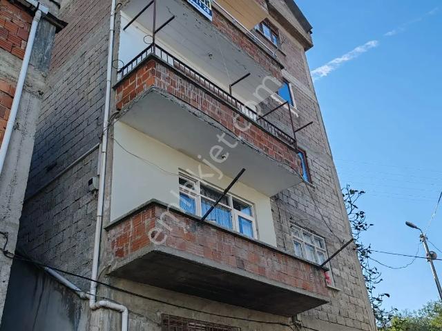 Altın Emlak Giresun'dan Çıtlakkale'de Valiliğe Yakın 110m2 Sobalı 3+1 Kiralık Daire