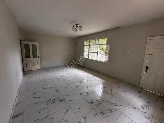 Altın Emlak Kiralıyor.gürselpaşa Da Bahçeli Müstakil 2+1