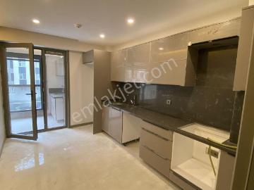 Altın Emlak Rize Müftü Mah 2+1 Kiralık Sıfır Daire