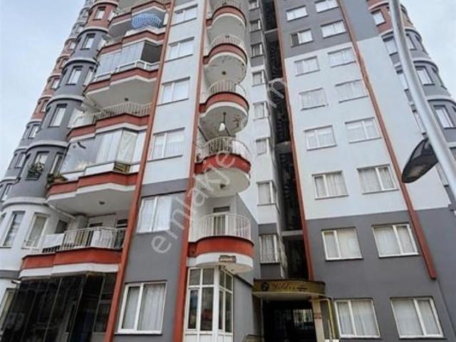 Altın Emlak Rize Deniz Ve Şehir Manzaralı 3+1 Satılık Daire