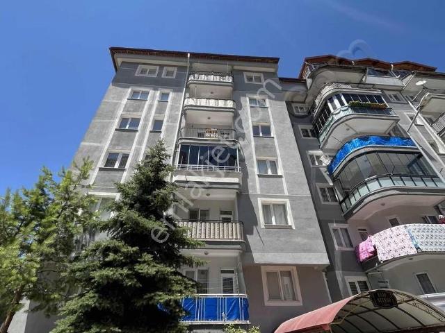 Altın Emlaktan Yiğitler Mah Kiralık 3+1 Daire