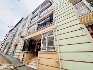 Altın Emlaktan Çarşıya Yakın Boş Kiralık Daire