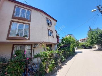 Altın Emlak'tan Derince Merkezde Bahçeli 2+1 Kiralık Daire
