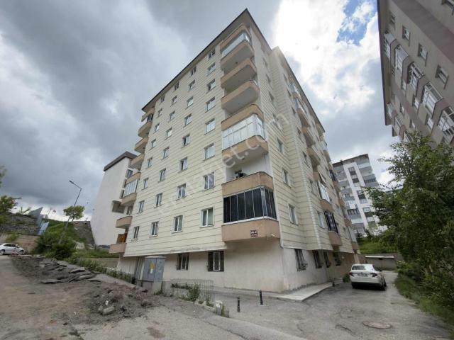 Altın Emlak'tan Şehir Merkezinde 4+1 Kiralık Arakat Daire boş