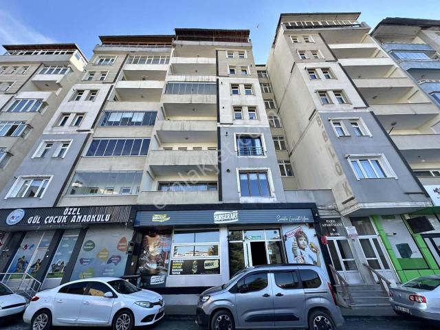 Altın Emlaktan Şelale Evler Askerlik Şube Yanında 4+1 Arakat