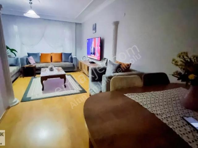 Altın Emlaktan Geniş 3+1 Satılık Daire