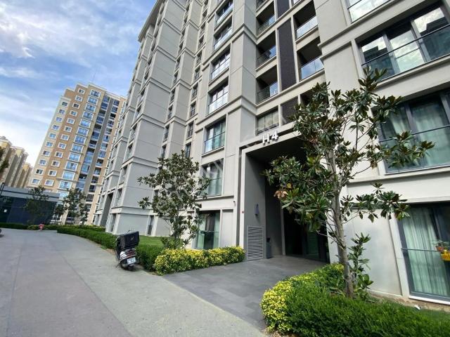 Altın Emlak'tan İstanbul Zeytinburnu Locamahal Sitesinde 2+1 Eşyalı Kiralık Daire