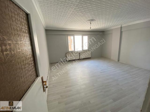 Altın Emlak'tan Kiralık 2+1 Daire