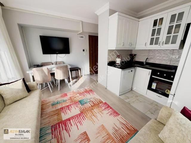 Altın Emlaktan Plaja Yakın Full Eşyalı 1+1 Satılık Daire